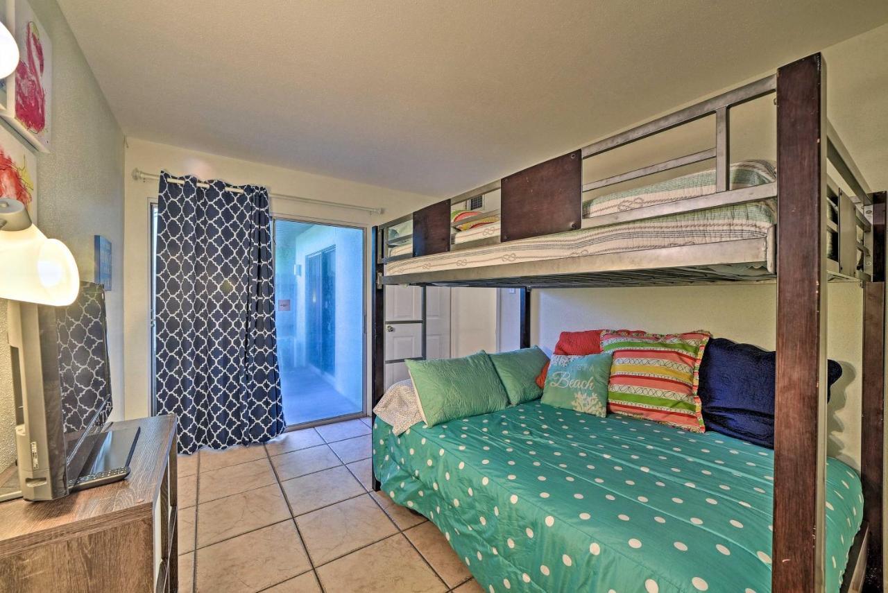 Breezy Corpus Christi Condo With Deck And Fishing Dock Экстерьер фото