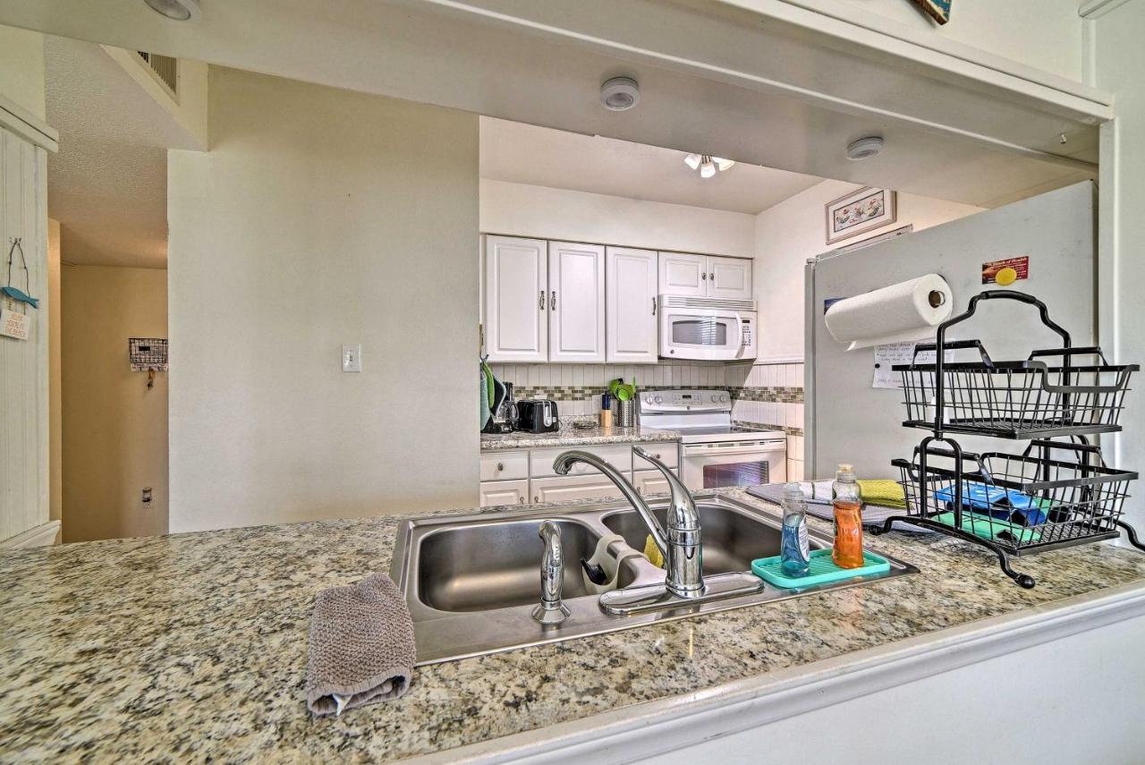 Breezy Corpus Christi Condo With Deck And Fishing Dock Экстерьер фото